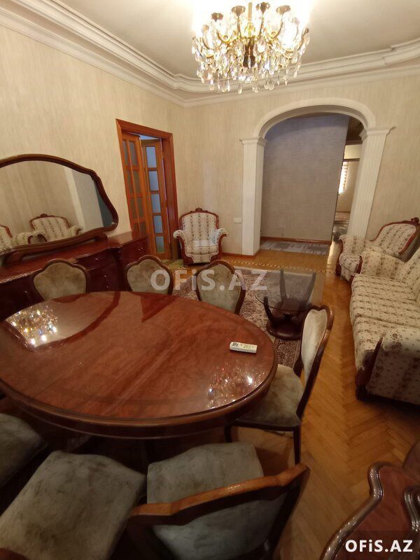 Köhnə tikili Kirayə Verilir Səbail r., Sahil m., 4 otaq, 110 m² — Mənzil, Bakı (2)