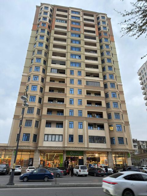 Satılır 2 otaqlı yeni tikili 130 m² — Bakı
