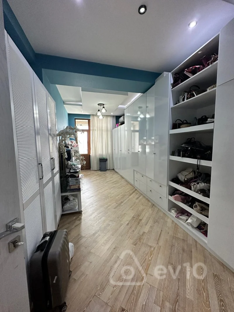 4 otaqlı mənzil, 250 m², nizami gencevi — kirayə — Mənzil, Bakı (11)