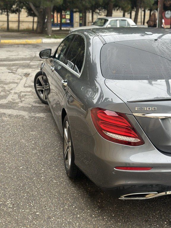 Mercedes E 300, 2.0 L, 2017 il, 152 000 km — Avtomobillər, Bakı (4)