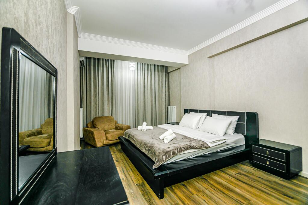 İcarəyə verilir 3 otaqlı yeni tikili 145 m² — Mənzil, Bakı (8)
