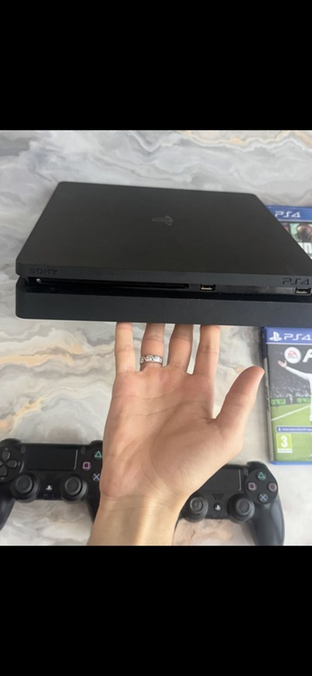 Sony PlayStation 4 Slim oyun konsolu seti. 2pult və yaddaşında olan — Oyun konsolları, Bakı (2)