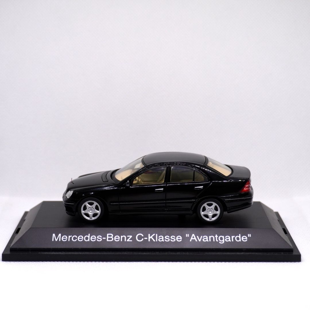 Mercedes-Benz C-Klasse W203 modeli — Kolleksiyalar, Bakı