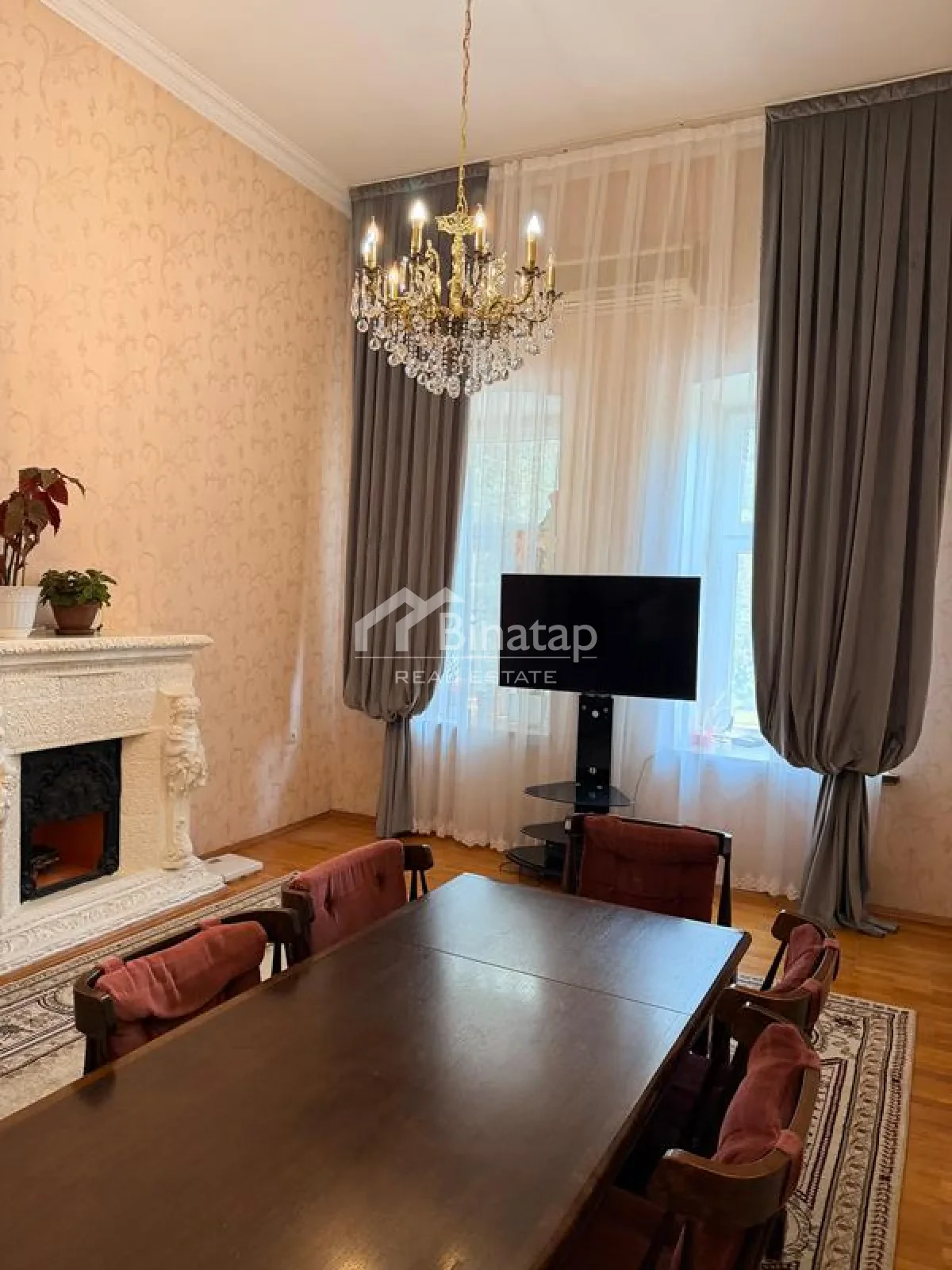 Satılır 4 otaqlı köhnə tikili 130 m², Sahil metrosu, Səbail rayonu — Mənzil, Bakı (3)