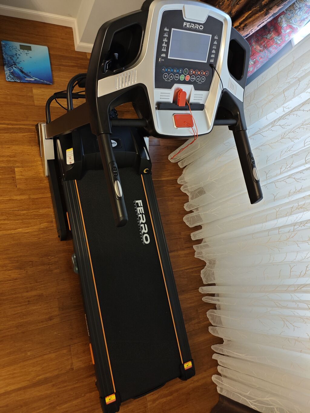 Ferro Fitness Equipment qaçış trenajoru - Elektrikli qaçış bandı — Koşu simulyatorları, Bakı (6)