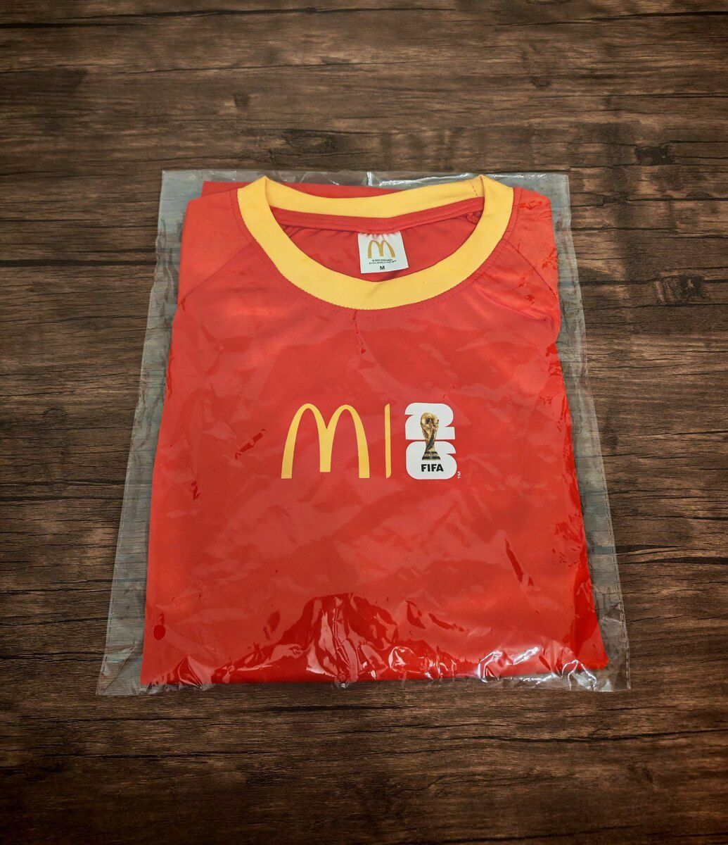 McDonald’s Fıfa Dünya Kuboku köynəyi — Geyim, ayakkabı, aksesuarlar, Bakı (4)