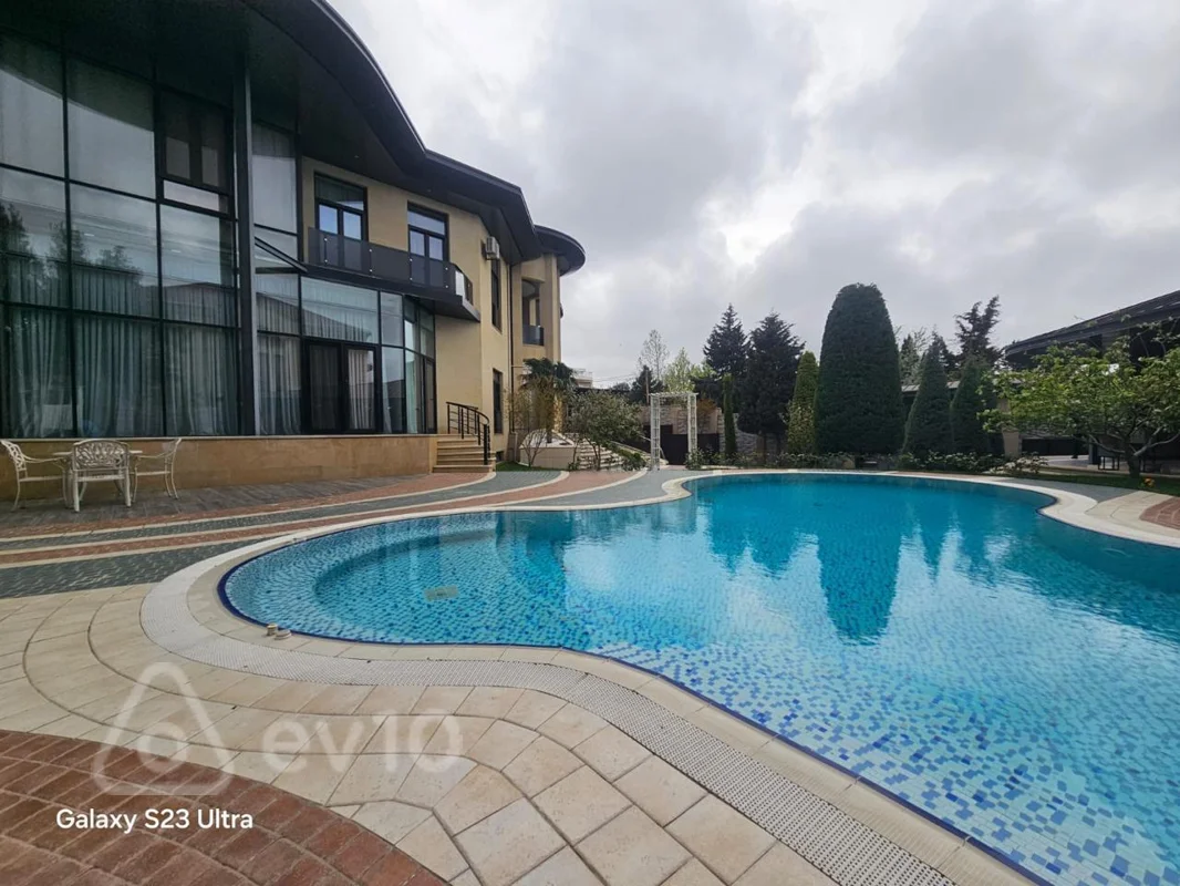7 otaqlı həyət evi, 600 m², Novgani qesebesi — Bakı