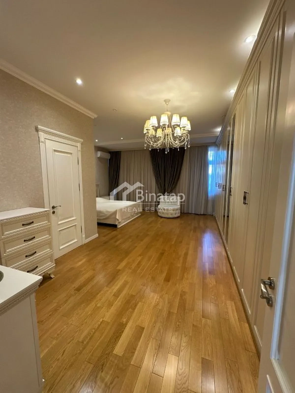 Satılır 4 otaqlı yeni tikili 200 m², Nizami metrosu, Yasamal rayonu — Mənzil, Bakı (4)