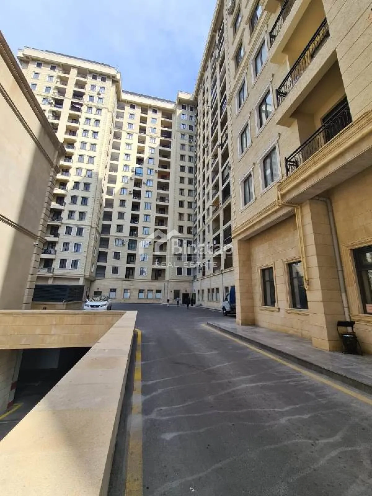 Satılır 5 otaqlı yeni tikili 323 m², Nəriman Nərimanov metrosu, Nərimanov rayonu — Mənzil, Bakı (2)