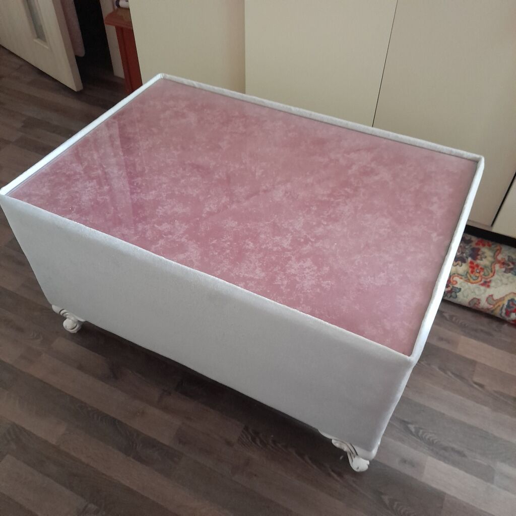 Yeni, Pufik masa, Vеlur parça, rəng - Çəhrayı, Kredit yoxdur, Çatdırılma yoxdur — Puflər və banketlər, Bakı