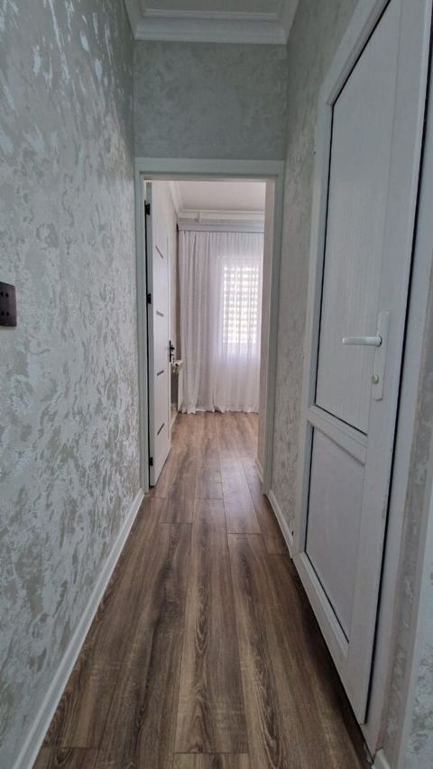 2-otaqlı mənzil, Azadlıq m., 46 m² — Kamran Vasitəçi