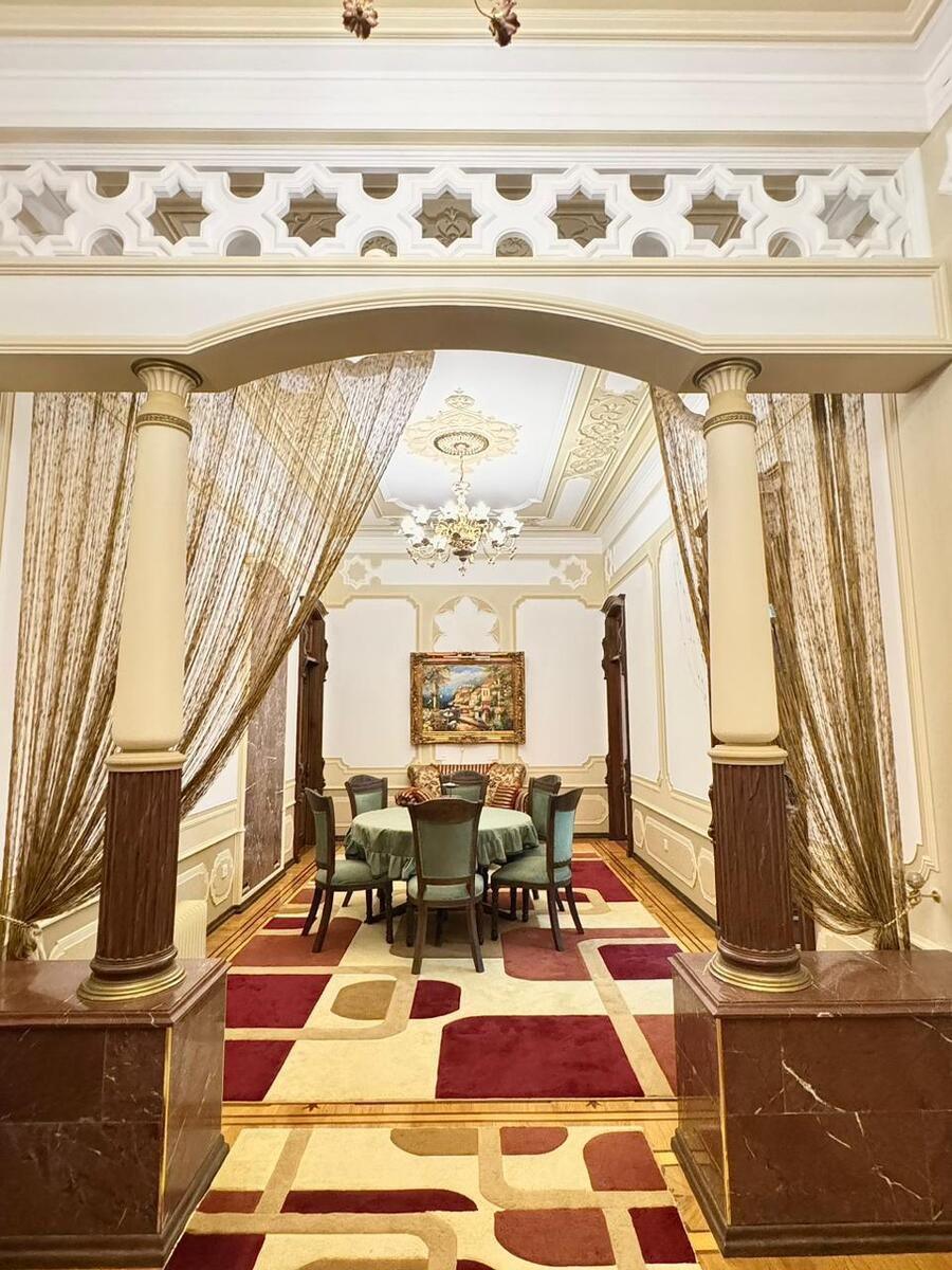 İcarəyə verilir 3 otaqlı köhnə tikili 231 m² — Mənzil, Bakı (2)
