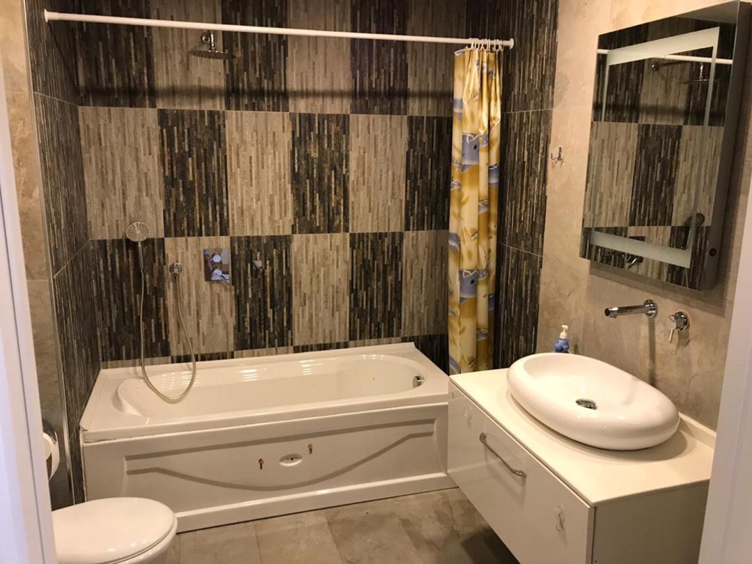 İcarəyə verilir 4 otaqlı yeni tikili 350 m² — Mənzil, Bakı (9)