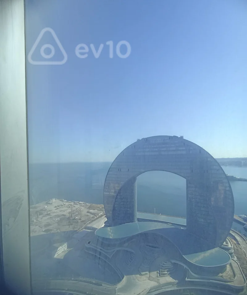 5 otaqlı mənzil, 375.6 m², Neftciler Pr — Mənzil, Bakı (3)