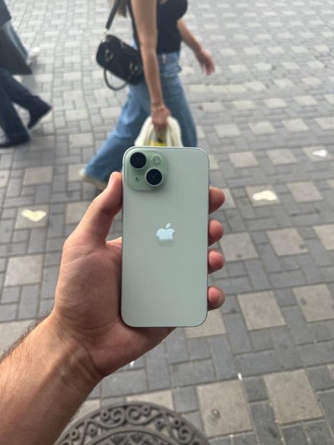 Apple iPhone 15 Green 128GB/6GB — 660 ₼ · Bakı · Smartfonlar Apple iPhone 15 Green 128GB/6GB — Bakı