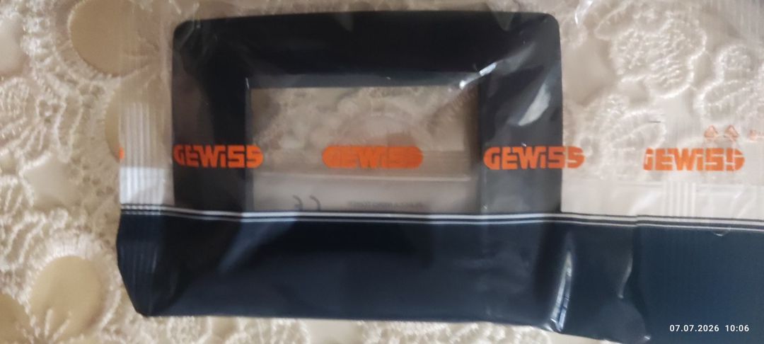 Elektrik yuvalar və açarlar Gewiss — Təmir və inşaat, Bakı (5)