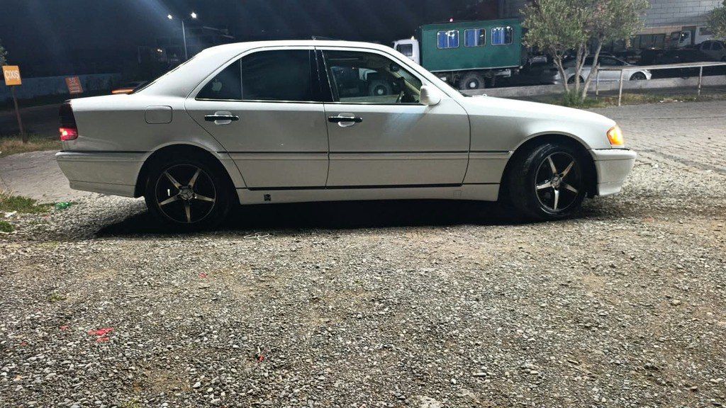 Mercedes C 230, 2.3 L, 1997 il, 320 000 km — Avtomobillər, Bakı (10)