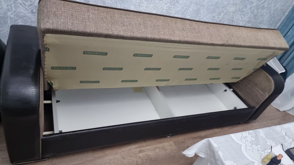 Embawood divan‑Carpayi - Tip: transformasiya olunan divan (yuxarı — Divanlər, Bakı (2)