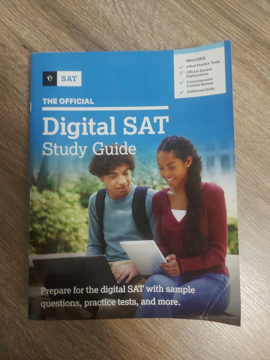 The Official Digital SAT Study Guide (Orijinal) — Məktəb və təhsil malları, Bakı