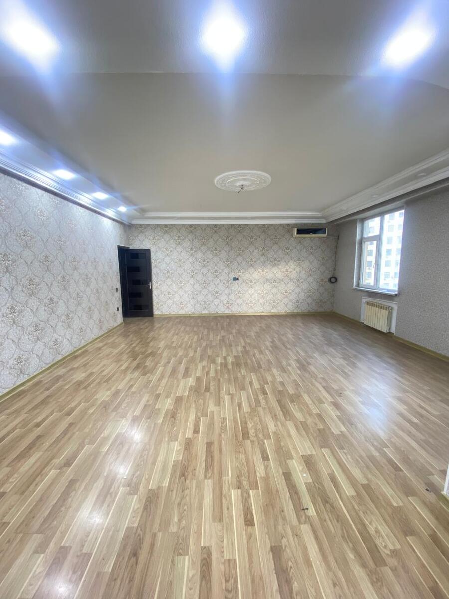 İcarəyə verilir 3 otaqlı yeni tikili 132 m² — Mənzil, Bakı (2)