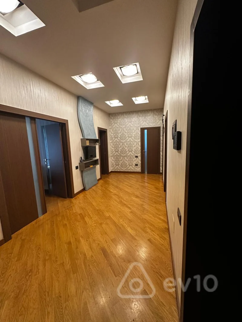 3 otaqlı mənzil, 130 m², vaqif prospekti — kirayə — Mənzil, Bakı (7)