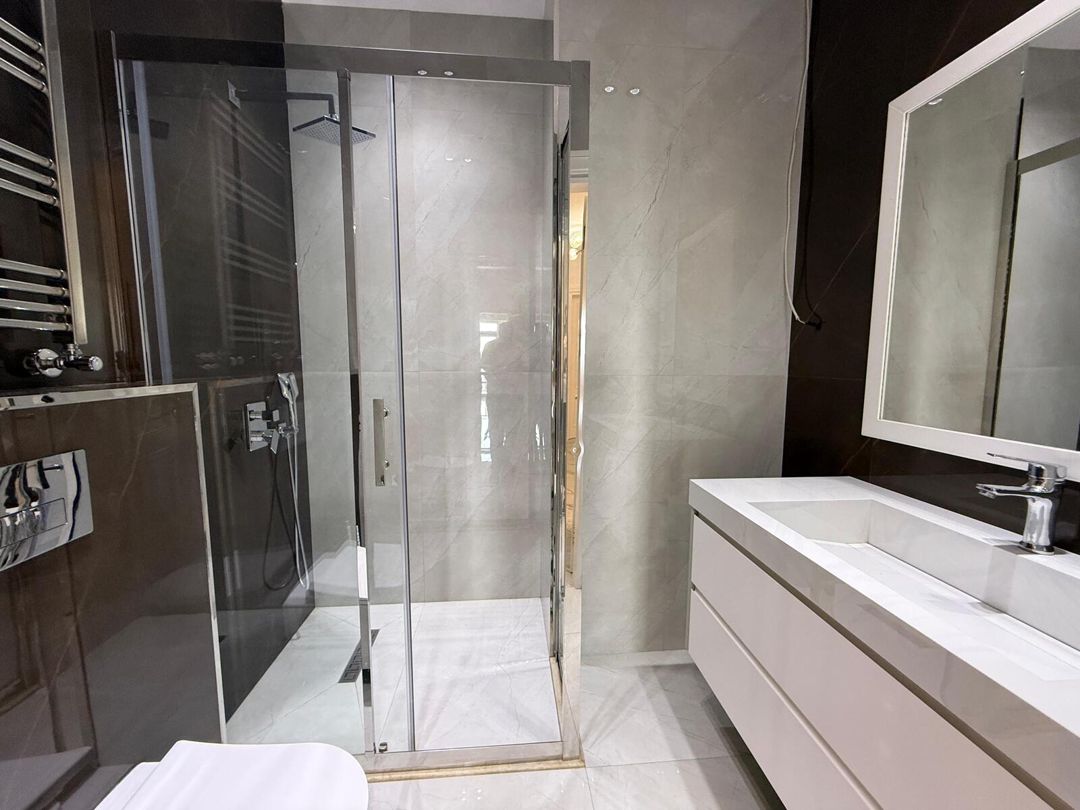 İcarəyə verilir 4 otaqlı yeni tikili 200 m² — Mənzil, Bakı (12)