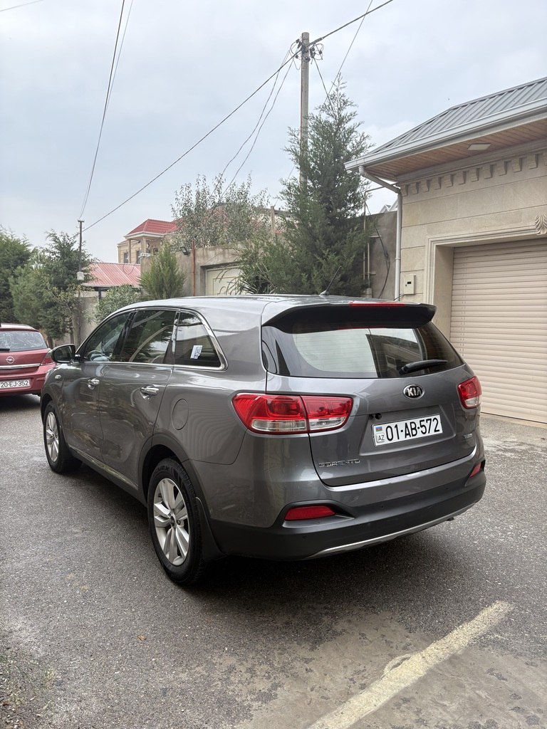 Kia Sorento, 2.0 L, 2016 il, 300 000 km 01-AB-572 — Avtomobillər, Bakı (4)