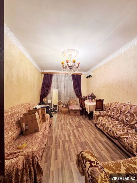 Nizami rayonunda 2 otaqlı Köhnə tikili Satılır, 60 m² — Bakı