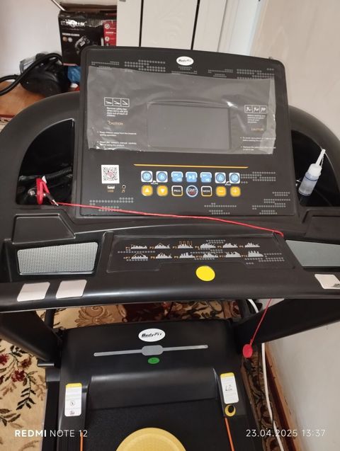 BedyFit elektrik qaçış trenajoru - Geniş LCD panel: sürət, vaxt — Bakı