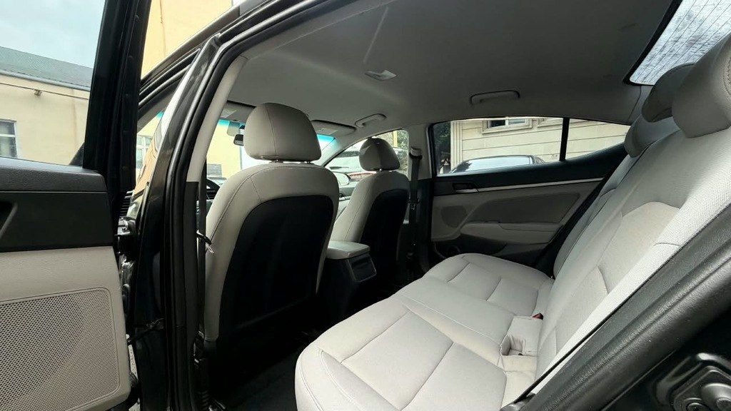 Hyundai Elantra, 2.0 L, 2018 il, 175 000 km — Avtomobillər, Bakı (7)