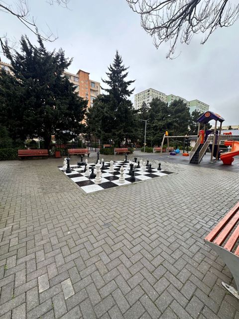 Satılır 1 otaqlı köhnə tikili 45 m² — Bakı