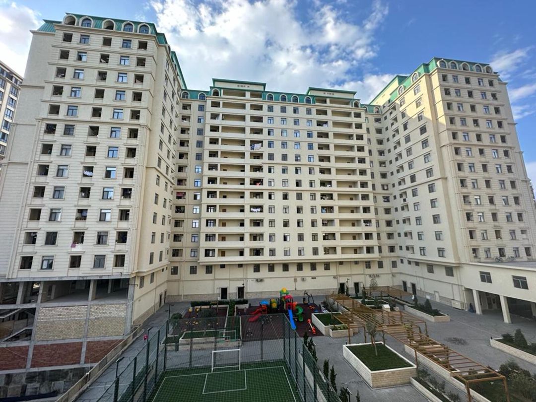Satılır 4 otaqlı yeni tikili 215 m² — Mənzil, Bakı (3)
