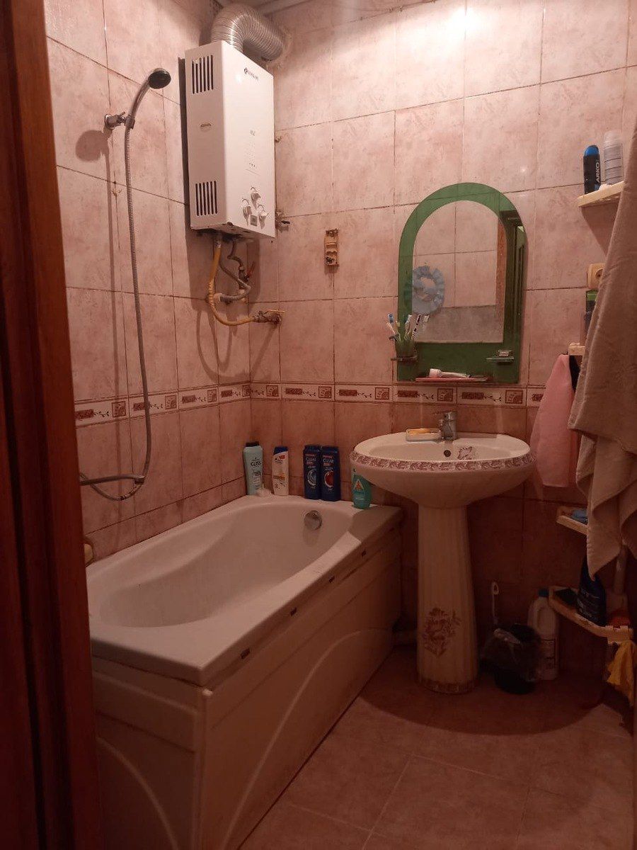 İcarəyə verilir 2 otaqlı köhnə tikili 50 m² — Mənzil, Bakı (6)