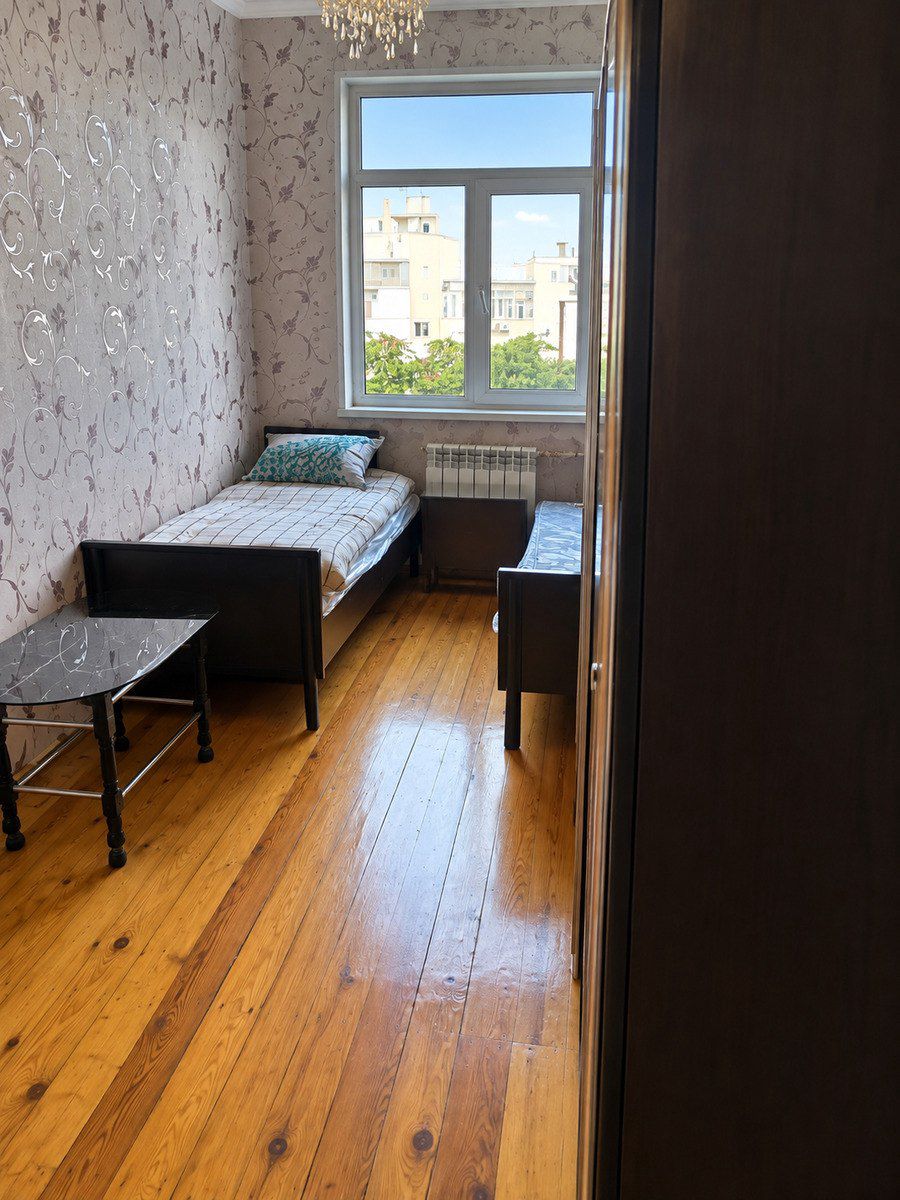 İcarəyə verilir 2 otaqlı köhnə tikili 40 m² — Mənzil, Bakı (2)
