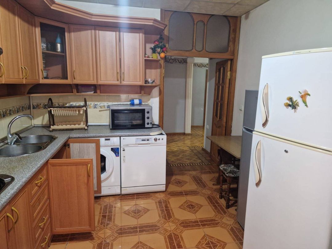 İcarəyə verilir 3 otaqlı köhnə tikili 80 m² — Mənzil, Bakı (11)