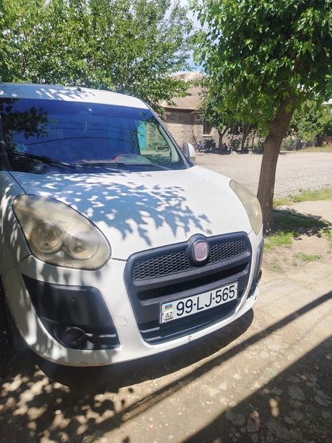 Fiat Doblo, 1.4 L, 2012 il, 250 000 km — 9 000 ₼ · Şəmkir · Avtomobillər Fiat Doblo, 1.4 L, 2012 il, 250 000 km — Şəmkir