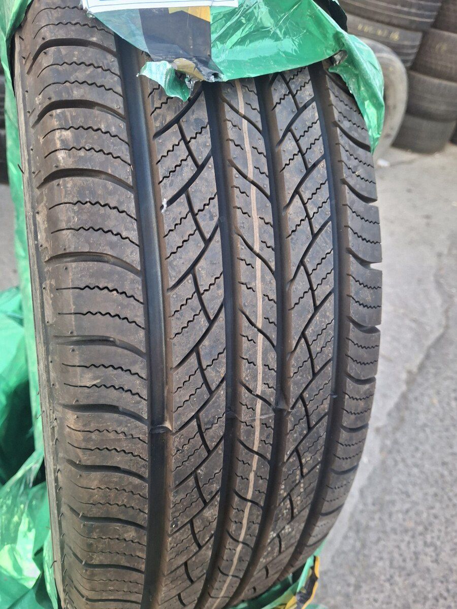 Şinlər 215/75 R15 — Ehtiyat hissələri və aksesuarlar, Bakı