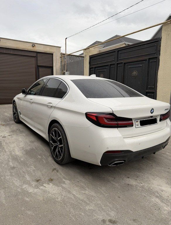 BMW 530e, 2.0 L, 12 kWh, 2021 il, 106 000 km — Avtomobillər, Bakı (5)