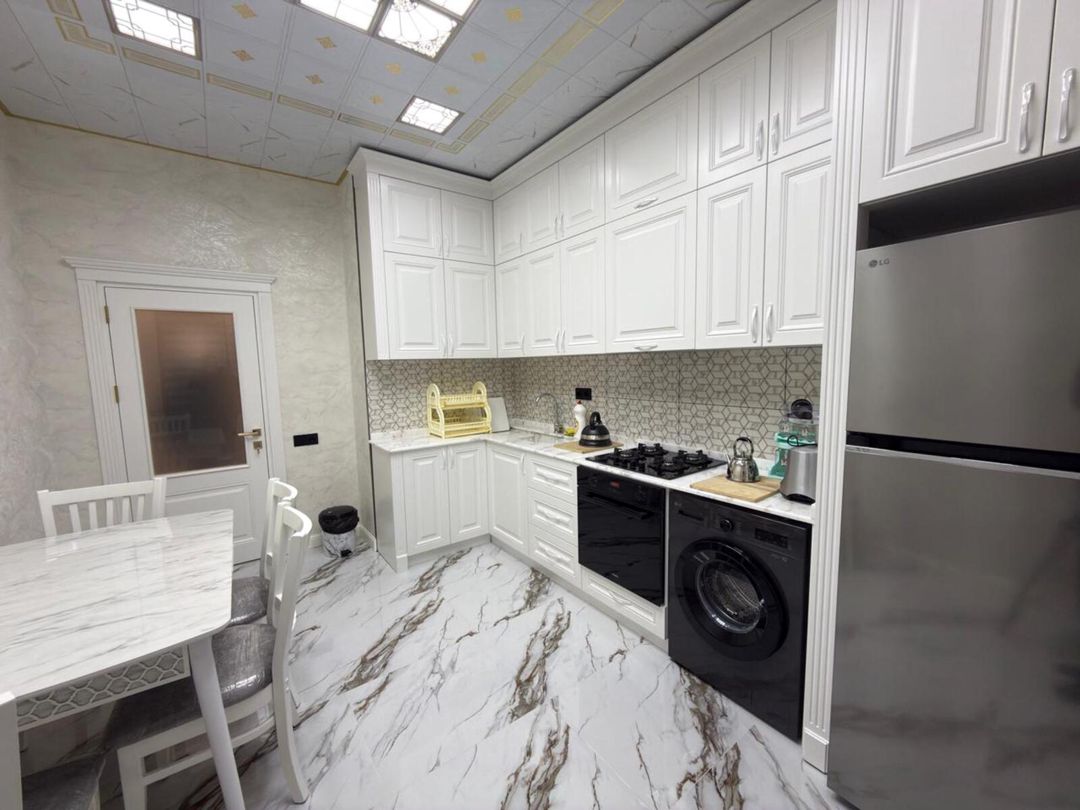 İcarəyə verilir 3 otaqlı yeni tikili 130 m² — Mənzil, Bakı (12)