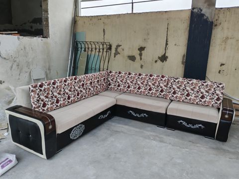 Künc divanı — Bakı