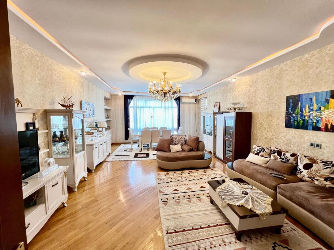 Satılır 4 otaqlı yeni tikili 197 m² — Mənzil, Bakı (2)