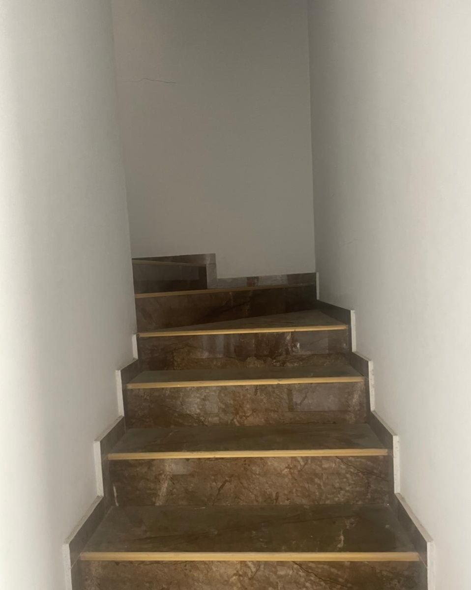 Satılır obyekt 300 m² — Əmlak, Bakı (4)