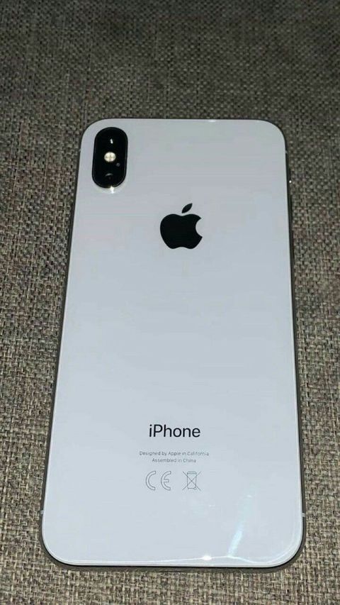 Apple iPhone XS Silver 64GB/4GB — Gəncə