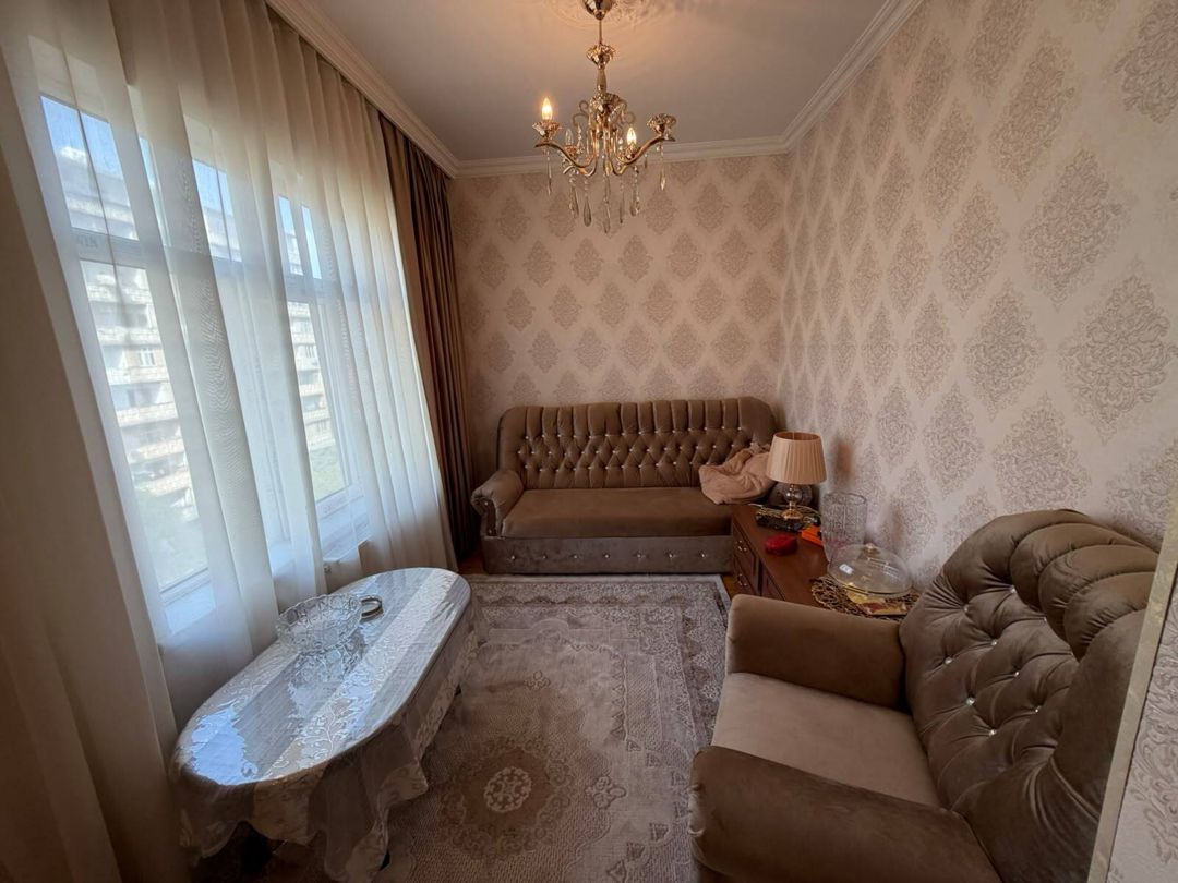 Satılır 2 otaqlı köhnə tikili 45 m² — Mənzil, Bakı