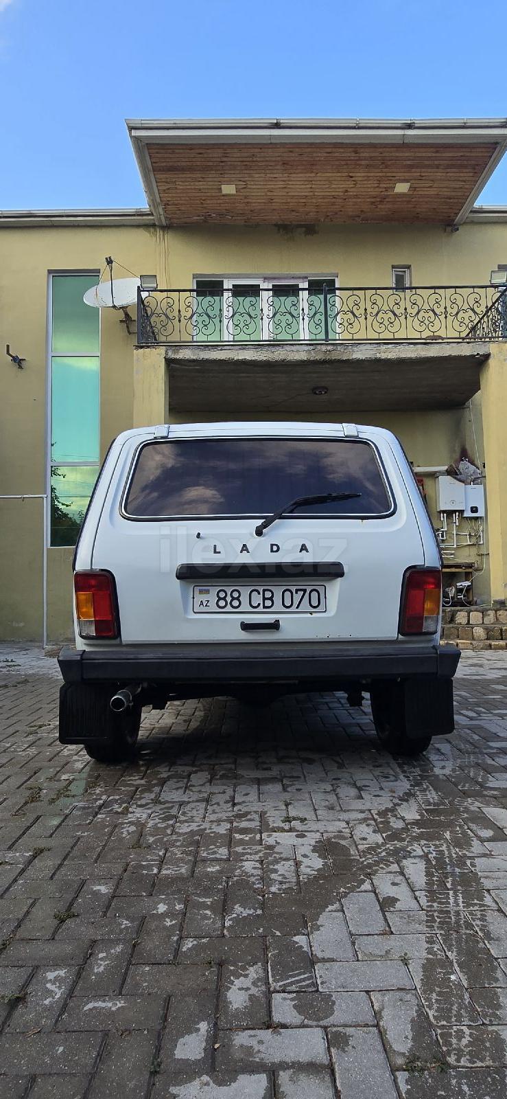 2010 VAZ (Lada) 4x4 Niva, 1.7 L, 2010, 70,600 km 88-CB-070 — Avtomobillər, Bakı (9)