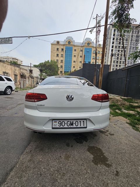 Avtomobil qeydiyyat nişanı - 90-GM-011 — Bakı