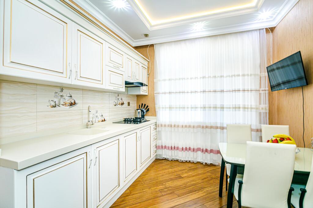 İcarəyə verilir 2 otaqlı yeni tikili 105 m² — Mənzil, Bakı (8)