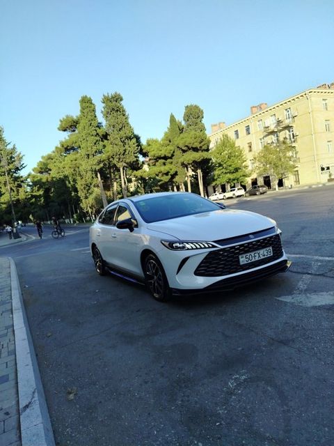 BYD Qin Plus, 1.5 L, 15.9 kWh, 2025 il, 70 000 km — Sumqayıt