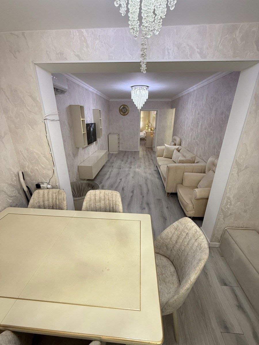 Satılır 2 otaqlı köhnə tikili 50 m² — Mənzil, Bakı (3)
