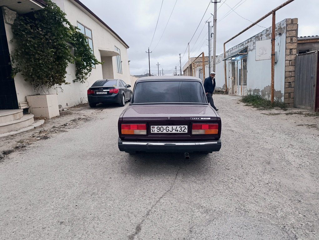 Lada (VAZ) 2107, 1.5 L, 2005 il, 150 000 km 90-GJ-432 — Avtomobillər, Bakı (3)